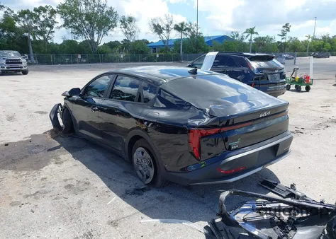 2025 Kia K4 Lx z USA, uszkodzony, nr VIN 3KPFT4DE7SE040486